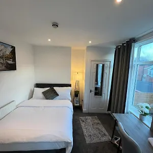 J&f In Leeds Leeds (West Yorkshire)
